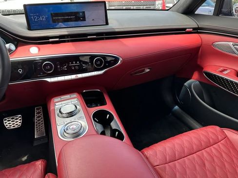 Used 2024 Genesis GV70 3.5T Sport w/ Sport Prestige Package image 21