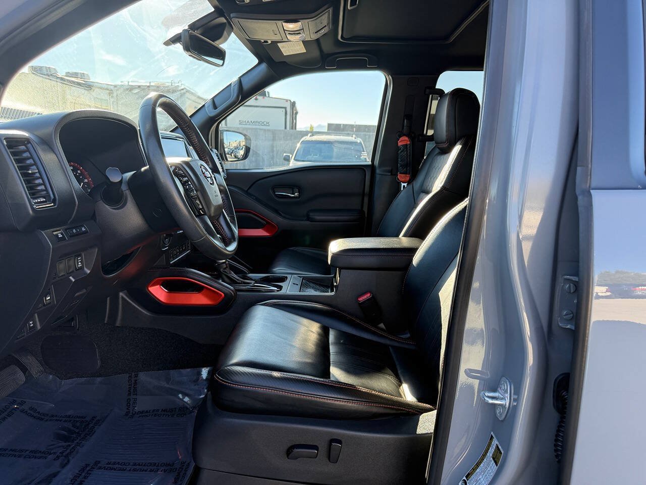 Used 2023 Nissan Frontier PRO-4X w/ Pro-4X Premium Package AWD/4WD image 21