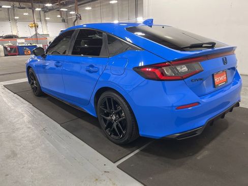 Used 2022 Honda Civic Sport image 5