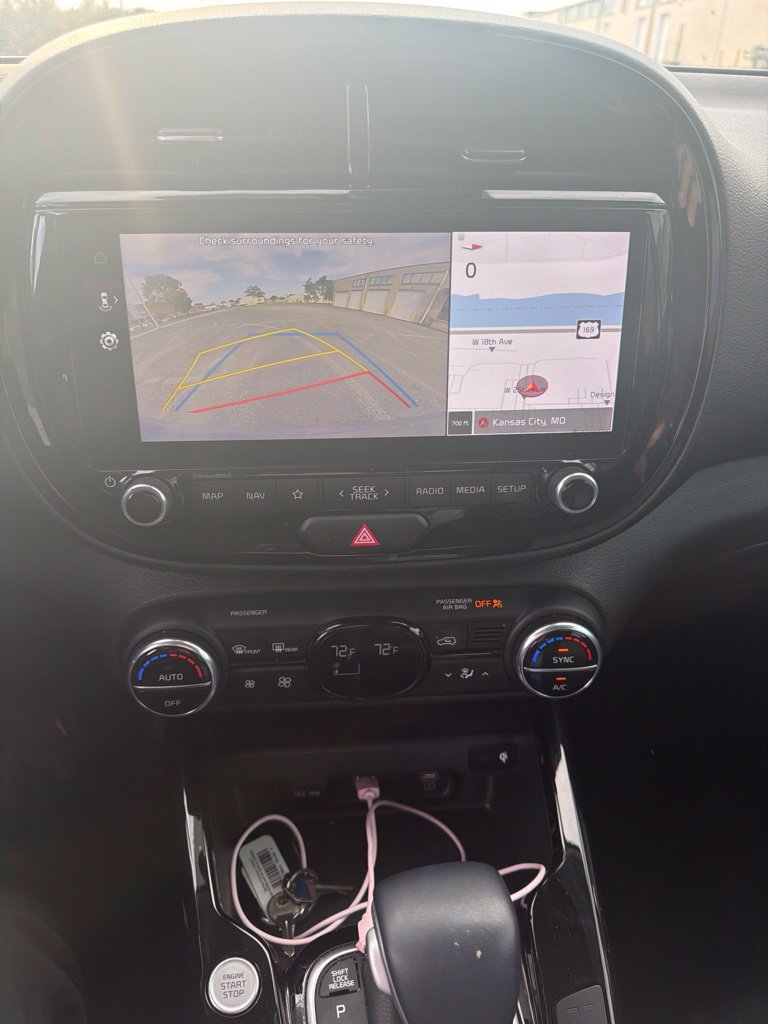 Certified 2023 Kia Soul EX FWD image 13