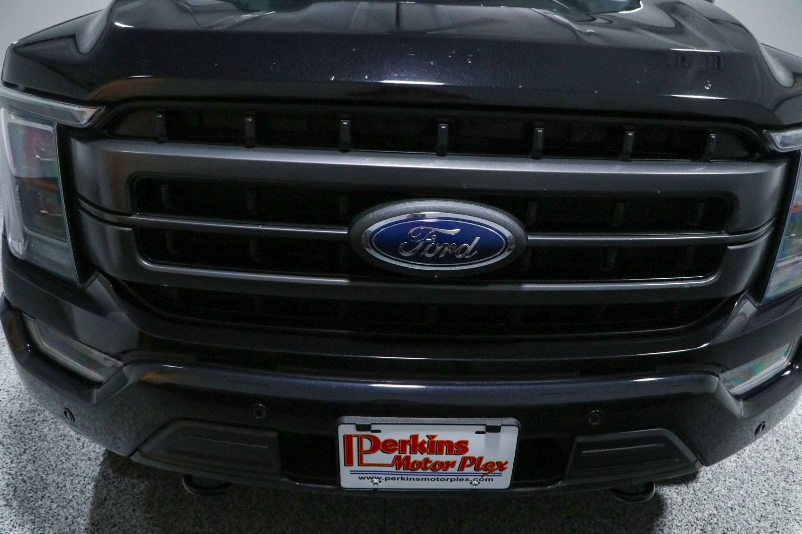 Used 2022 Ford F150 Lariat w/ Equipment Group 502A High AWD/4WD image 4