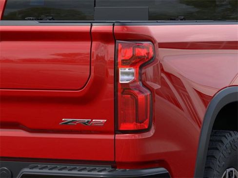New 2025 Chevrolet Silverado 1500 ZR2 image 12
