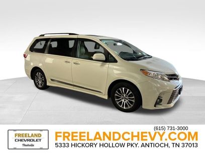 Used 2019 Toyota Sienna XLE