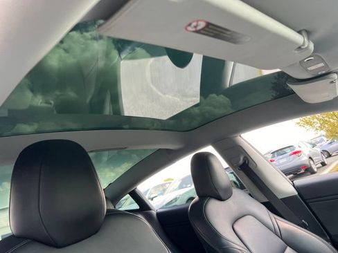 Used 2019 Tesla Model 3 Long Range RWD image 32