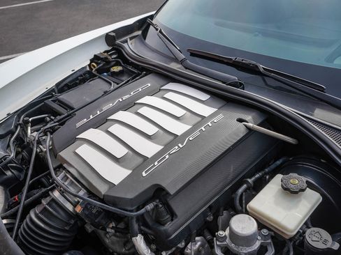 Used 2019 Chevrolet Corvette Stingray Coupe image 37