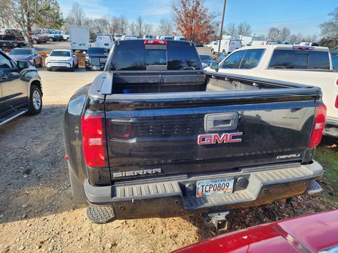 Used 2019 GMC Sierra 3500 Denali w/ Duramax Plus Package image 7