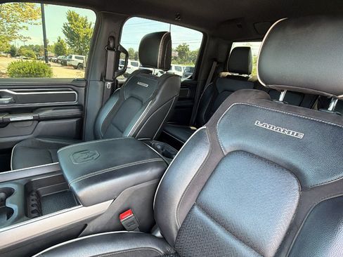 Used 2023 RAM 1500 Laramie AWD/4WD image 17