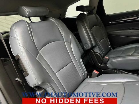 Used 2018 Buick Enclave Premium image 20