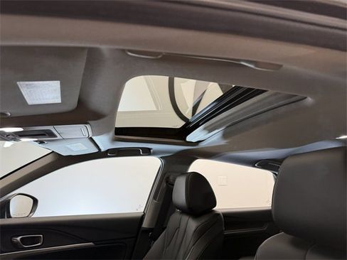 Used 2025 Acura Integra image 13