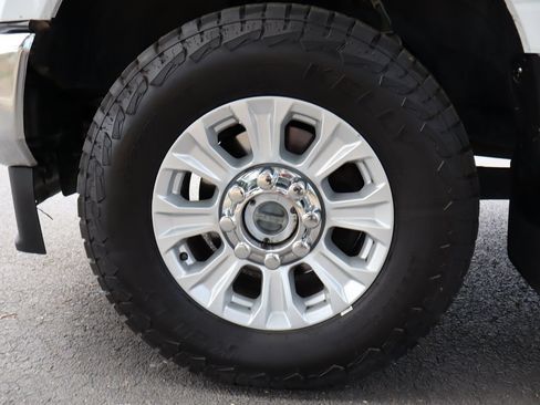 Used 2022 Ford F350 XLT w/ XLT Value Package AWD/4WD image 40