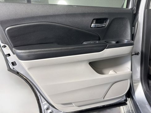 Used 2017 Honda Pilot Elite image 26