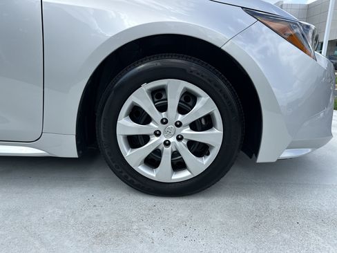 Certified 2025 Toyota Corolla LE FWD image 13