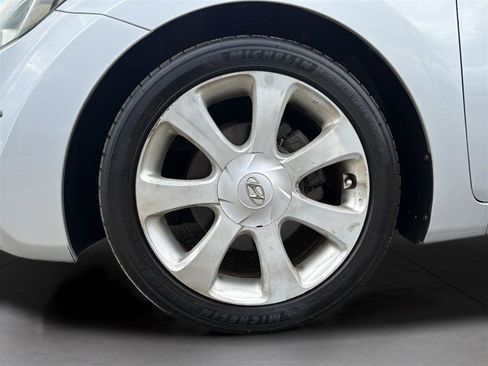 Used 2012 Hyundai Elantra Limited w/ Technology Pkg 5 FWD image 27