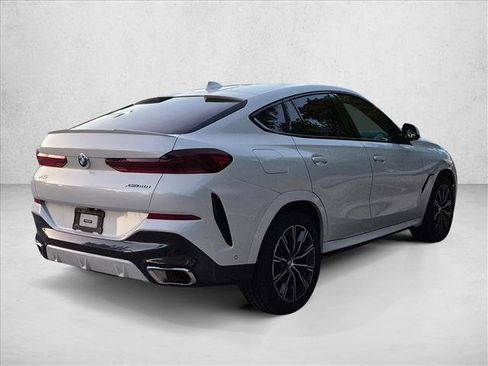 Used 2023 BMW X6 xDrive40i w/ Executive Package AWD/4WD image 5