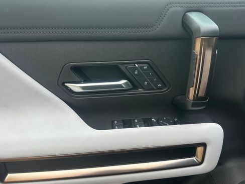 New 2025 GMC Hummer EV 3X w/ Extreme Off-Road Package image 12