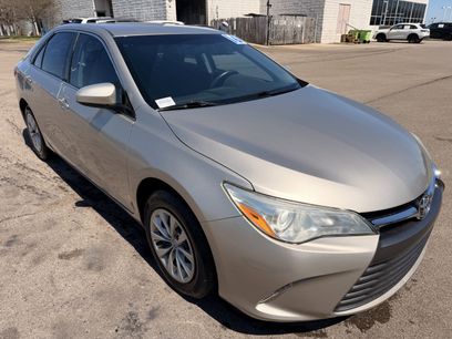 Used 2016 Toyota Camry LE
