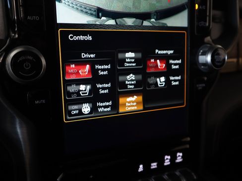 Used 2021 RAM 1500 Limited image 7