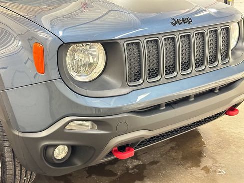 Used 2023 Jeep Renegade Trailhawk AWD/4WD image 15
