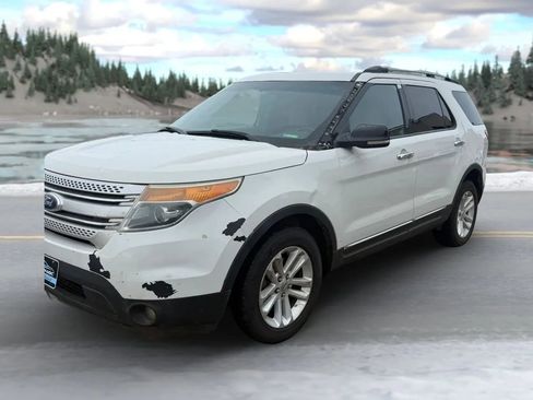 Used 2011 Ford Explorer XLT w/ 201A Rapid Spec Order Code image 8