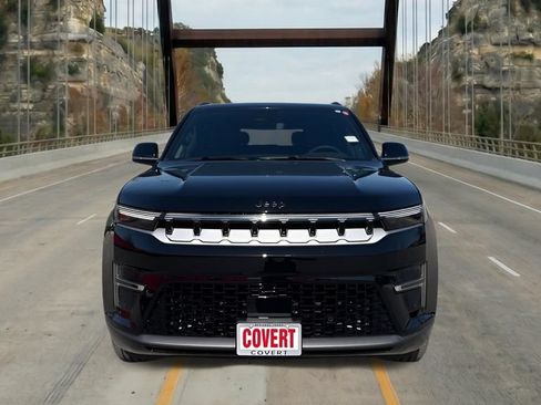 New 2026 Jeep Grand Wagoneer L 2WD image 2