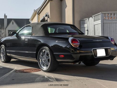 Used 2002 Ford Thunderbird Deluxe image 16