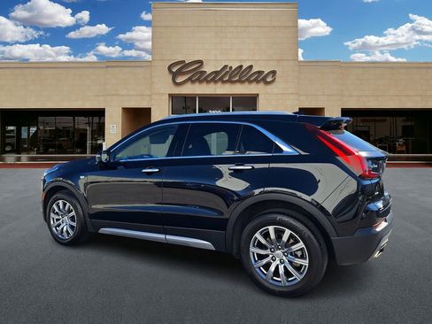 Used 2023 Cadillac XT4 Premium Luxury image 5