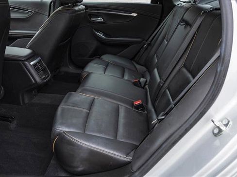 Used 2016 Chevrolet Impala LTZ w/ Enhanced Convenience Package image 23