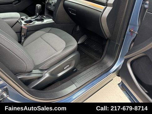 Used 2018 Ford Explorer XLT image 73