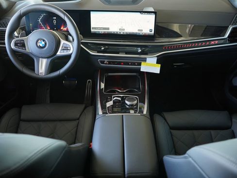 New 2026 BMW X7 xDrive40i w/ M Sport Package image 13