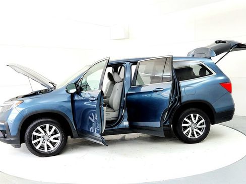 Used 2019 Honda Pilot EX image 10