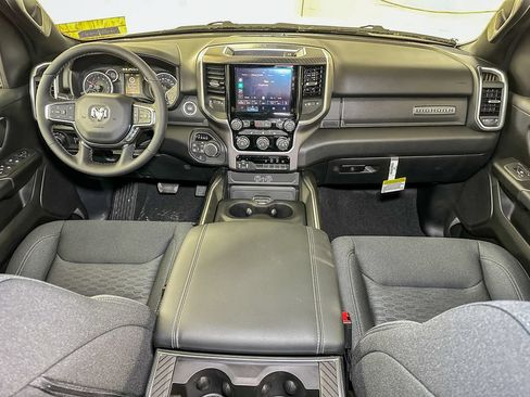 New 2026 RAM 1500 Big Horn AWD/4WD image 24
