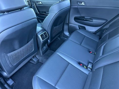 Used 2020 Kia Sportage S w/ S Premium Package image 12