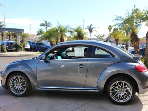 Used 2019 Volkswagen Beetle 2.0T Final Edition SEL image 6