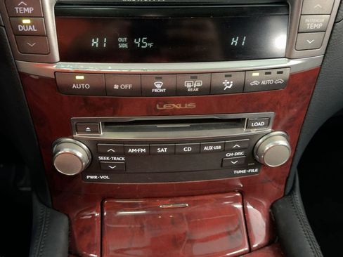 Used 2011 Lexus LS 460 image 16