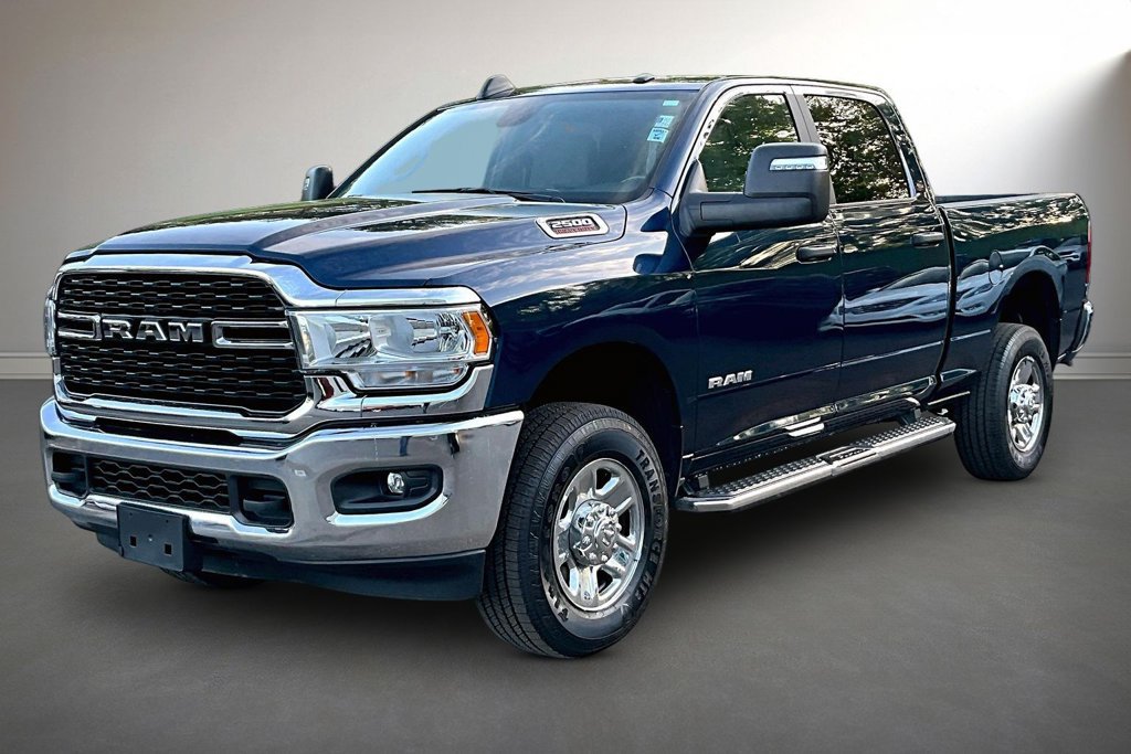 Used 2024 RAM 2500 Big Horn w/ Bed Utility Group AWD/4WD image 3