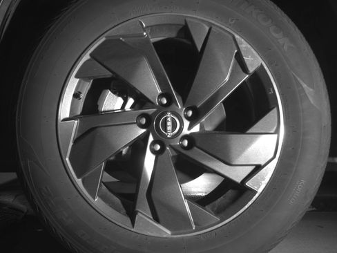 Used 2025 Nissan Rogue SV image 12