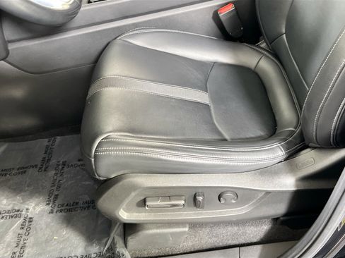 Used 2023 Honda Pilot EX-L image 18