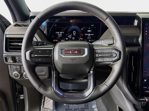 Certified 2025 GMC Yukon AT4 w/ AT4 Premium Package AWD/4WD image 12
