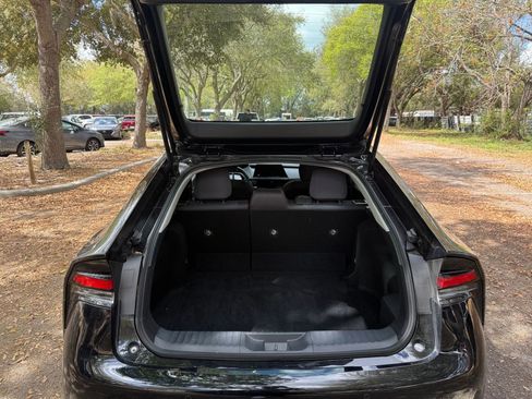 Used 2025 Toyota Prius LE image 25