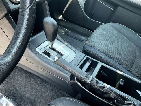 Used 2015 Subaru Crosstrek 2.0i Premium image 13