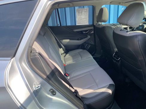 Used 2022 Subaru Outback Limited w/ Popular Package #2 image 32
