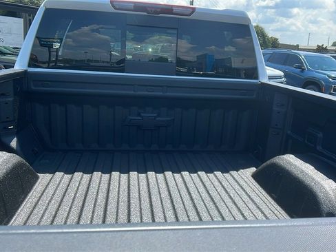 New 2025 Chevrolet Silverado 1500 ZR2 w/ Technology Package image 10