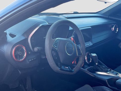 Used 2022 Chevrolet Camaro SS image 9