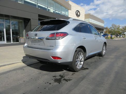 Used 2015 Lexus RX 450h AWD image 9