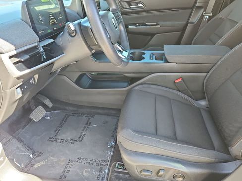 Used 2024 Honda Prologue EX image 16