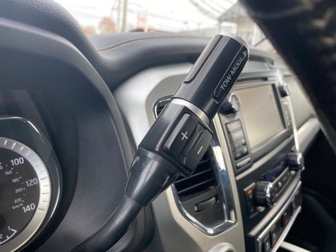 Used 2018 Nissan Titan PRO-4X w/ Pro-4x Utility Package image 13