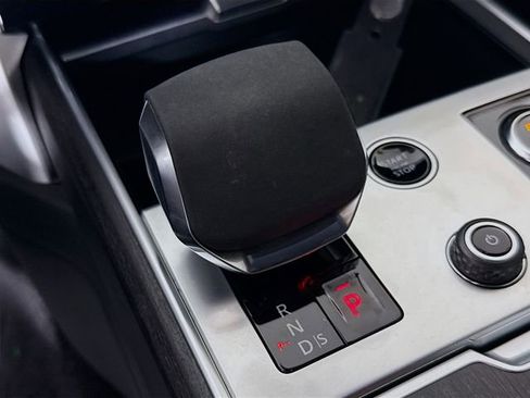 Certified 2023 Land Rover Range Rover SE AWD/4WD image 19