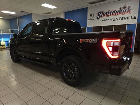 Used 2021 Ford F150 Lariat image 6