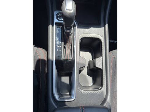Certified 2024 Nissan Sentra SR FWD image 22