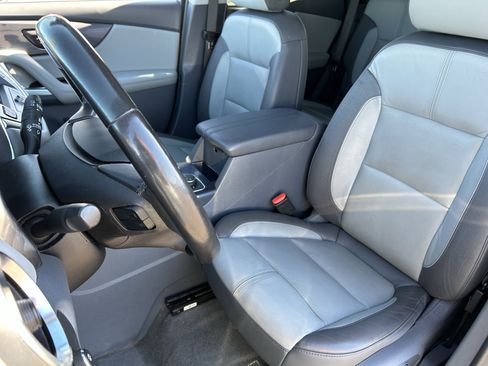 Used 2020 Chevrolet Blazer LT image 19